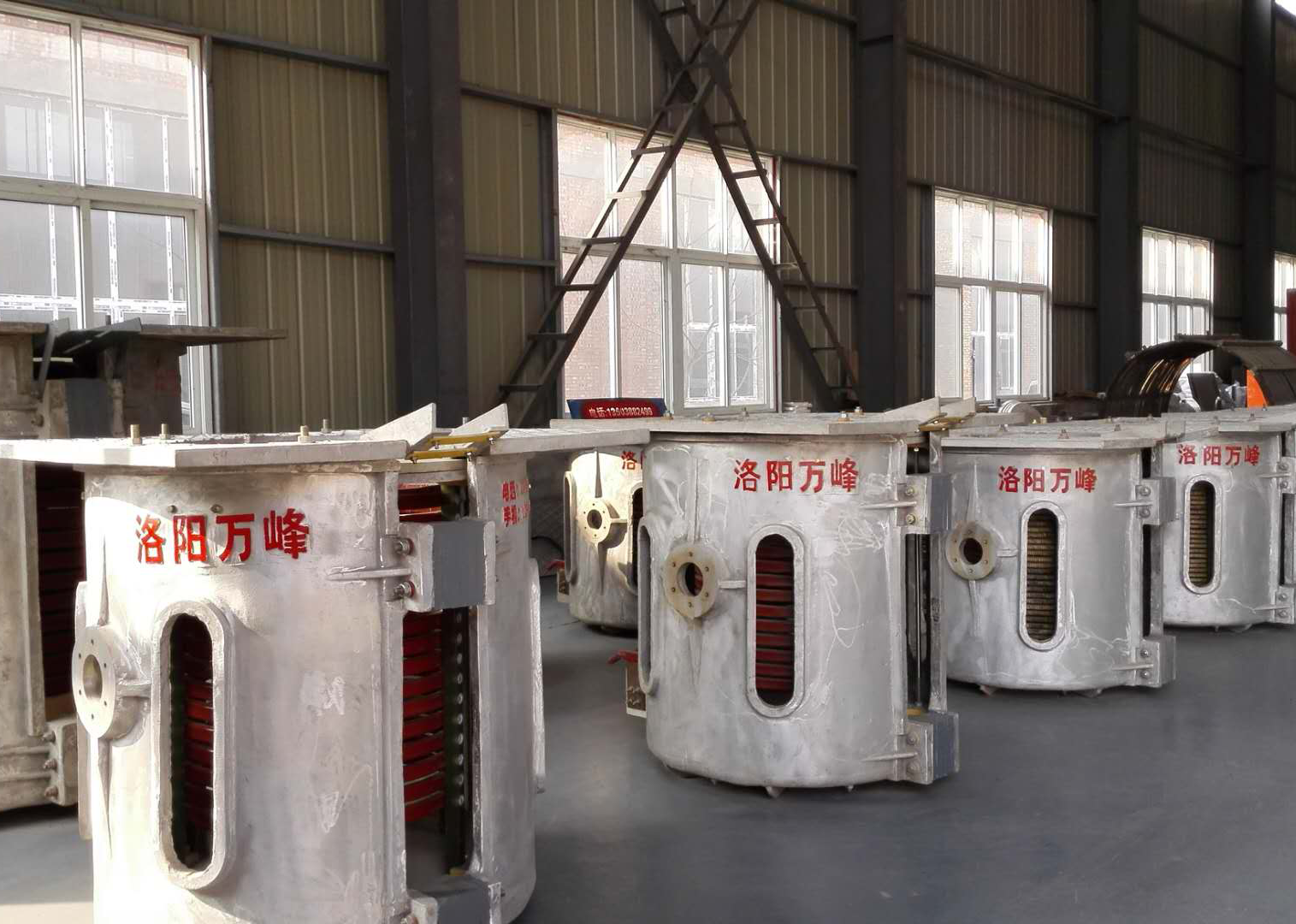 如何在中頻爐熔煉中控制高錳鋼夾雜物？